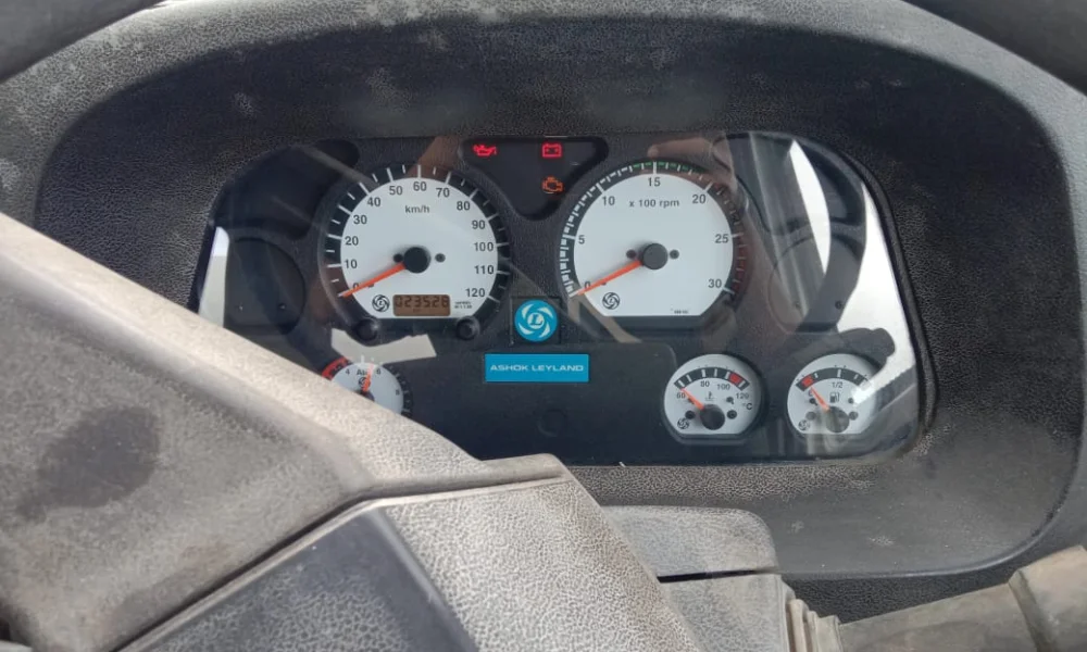 Ashok Leyland 2518 Transit Mixer